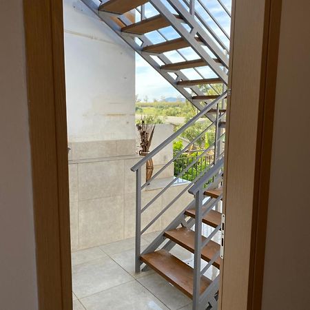Ferienwohnung Giorgos House Attic Gialova Exterior foto