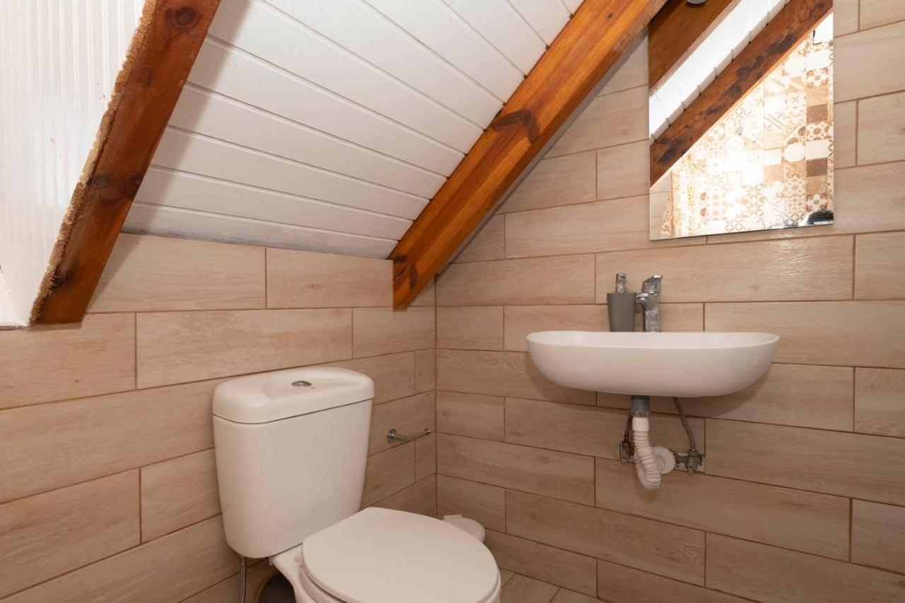 Ferienwohnung Giorgos House Attic Gialova Exterior foto
